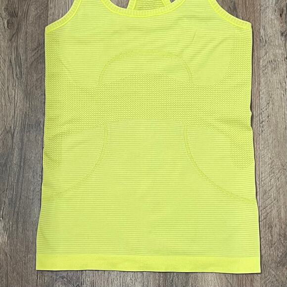 Lululemon Women's Yellow Swiftly Tech Racerback Tank Top Size 4 - Picture 4 of 8